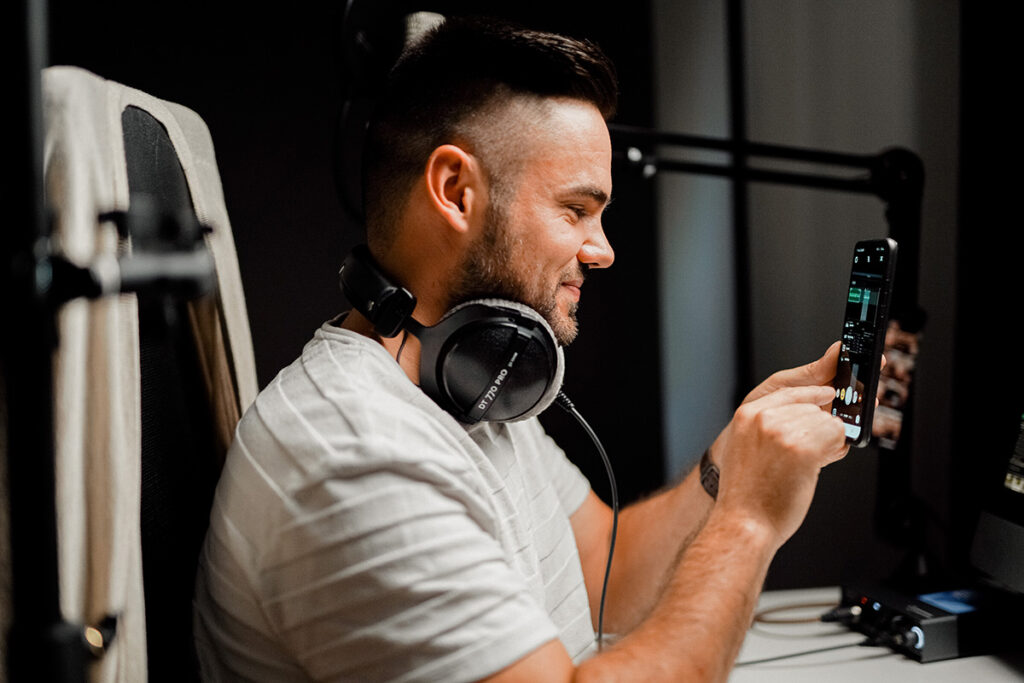 How to make money in podcasting (Complete guide for 2023)
